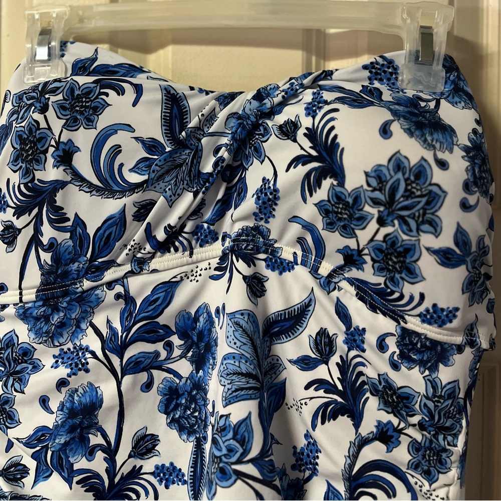 **New**With Tags ~ Bal Harbour ~ Women’s ~ Swimsuit ~ Size 16 ~ XL ~ With Straps - Picture 6 of 16
